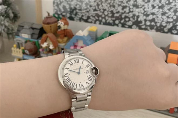 卡地亞石英手表一般可以用多久 卡地亞石英手表不走的原因 卡地亞石英手表一般可以用多久 卡地亞石英手表不走的原因