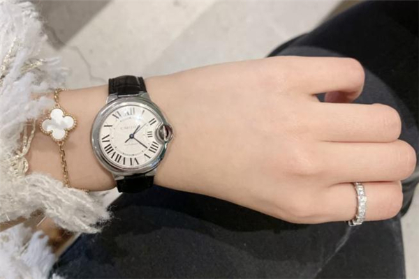 卡地亞藍氣球表帶怎么安裝 卡地亞藍氣球怎么穿表帶 卡地亞藍氣球表帶怎么安裝 卡地亞藍氣球怎么穿表帶