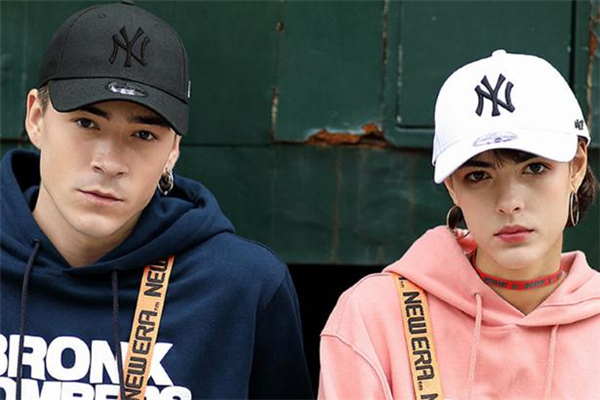 mlb帽子小圓標要撕嗎 mlb帽子真假戴起來有什么區(qū)別 mlb帽子小圓標要撕嗎 mlb帽子真假戴起來有什么區(qū)別