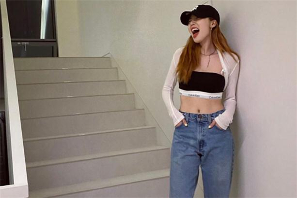 mlb帽子小圓標要撕嗎 mlb帽子真假戴起來有什么區(qū)別 mlb帽子小圓標要撕嗎 mlb帽子真假戴起來有什么區(qū)別