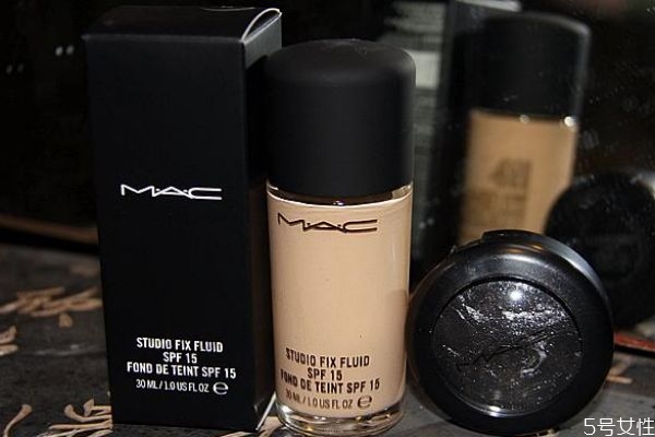 遮瑕和粉底哪一個比較重要 素顏可以直接遮瑕嗎 遮瑕和粉底哪一個比較重要 素顏可以直接遮瑕嗎