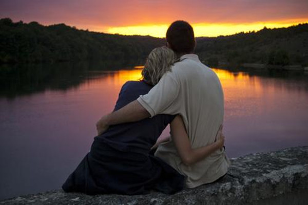 男生暗戀一個(gè)人吃醋的表現(xiàn) ?男生暗戀一個(gè)人吃醋是怎樣的 男生暗戀一個(gè)人吃醋的表現(xiàn) ?男生暗戀一個(gè)人吃醋是怎樣的