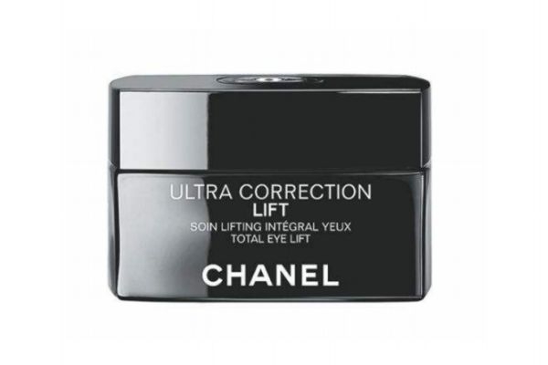 眼霜什么時候擦效果最好 眼霜能不能天天涂 眼霜什么時候擦效果最好 眼霜能不能天天涂