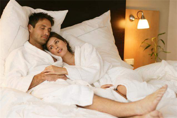 二婚夫妻怎么相處才會幸福 二婚夫妻和諧相處技巧 二婚夫妻怎么相處才會幸福 二婚夫妻和諧相處技巧