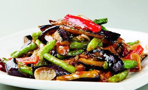 家常燒茄子怎么做好吃 家常燒茄子的做法 家常燒茄子怎么做好吃 家常燒茄子的做法