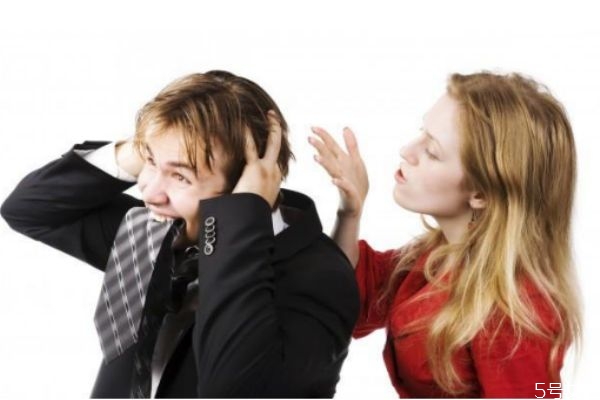 男生該如何挽回女朋友 挽回過(guò)程中的三法則 男生該如何挽回女朋友 挽回過(guò)程中的三法則