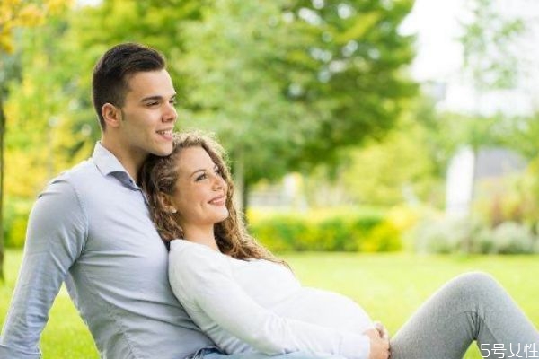 讓愛的人寒心了怎么挽回 如何挽回一個(gè)對你死心的人 讓愛的人寒心了怎么挽回 如何挽回一個(gè)對你死心的人