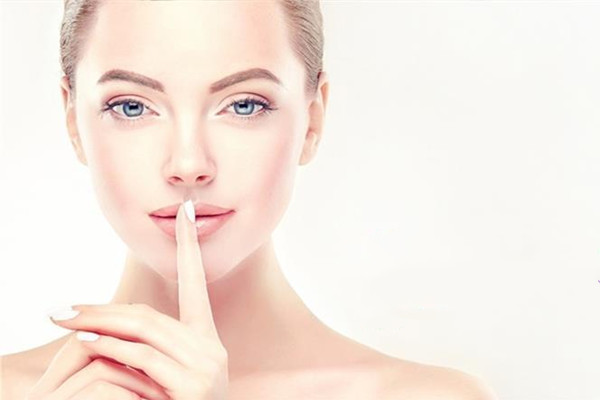 面部提升除皺和傳統(tǒng)面部除皺的區(qū)別 面部提升除皺的優(yōu)點(diǎn) 面部提升除皺和傳統(tǒng)面部除皺的區(qū)別 面部提升除皺的優(yōu)點(diǎn)