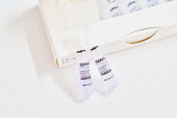 isana玻尿酸補(bǔ)水安瓶的主要成分 isana玻尿酸補(bǔ)水安瓶好吸收嗎 isana玻尿酸補(bǔ)水安瓶的主要成分 isana玻尿酸補(bǔ)水安瓶好吸收嗎