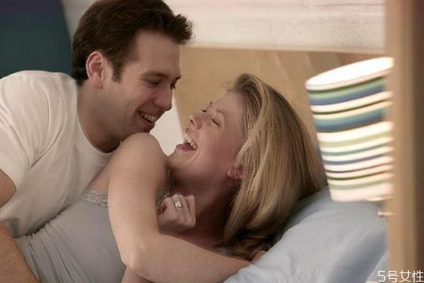 交往多久住在一起最合適 情侶要不要住在一起 交往多久住在一起最合適 情侶要不要住在一起