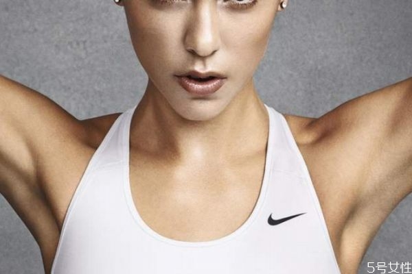 運(yùn)動(dòng)內(nèi)衣的胸墊要洗嗎 運(yùn)動(dòng)內(nèi)衣的胸墊是否可以不放 運(yùn)動(dòng)內(nèi)衣的胸墊要洗嗎 運(yùn)動(dòng)內(nèi)衣的胸墊是否可以不放