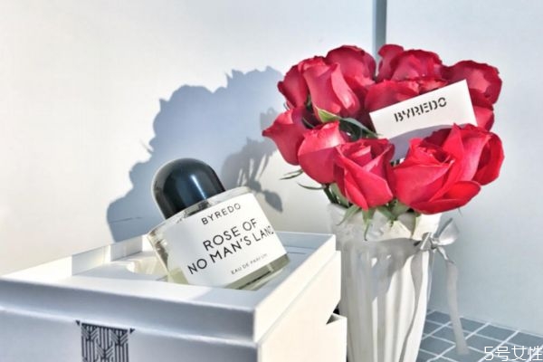 byredo無人區(qū)玫瑰香水怎么樣 無人區(qū)玫瑰香水適合人群 byredo無人區(qū)玫瑰香水怎么樣 無人區(qū)玫瑰香水適合人群