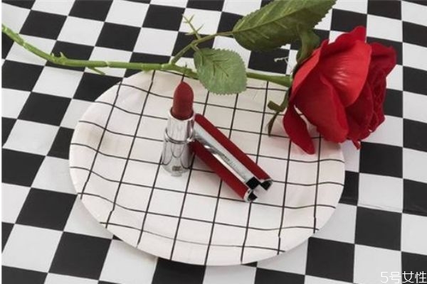 紀(jì)梵希n37口紅怎么辨別真假 紀(jì)梵希怎么查詢真?zhèn)? alt=