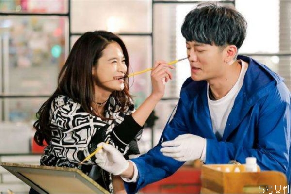 男人想復(fù)合的表現(xiàn) 復(fù)合的正確打開方式 男人想復(fù)合的表現(xiàn) 復(fù)合的正確打開方式