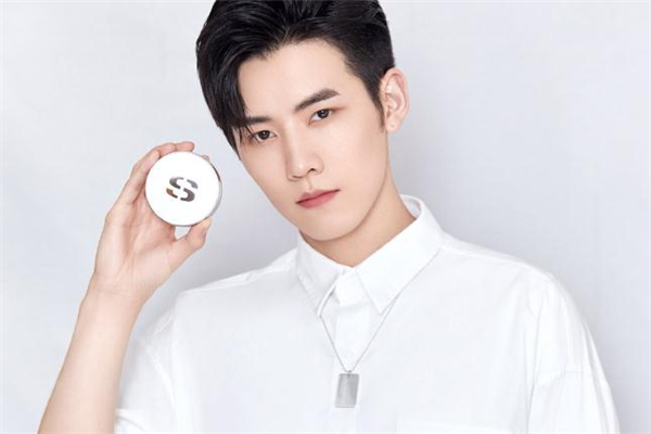 sisley追光氣墊怎么用 希思黎追光氣墊使用方法 sisley追光氣墊怎么用 希思黎追光氣墊使用方法