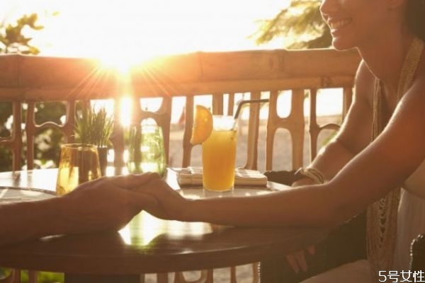 男人對(duì)于甩了自己的女人 最讓男人不甘心的分手 男人對(duì)于甩了自己的女人 最讓男人不甘心的分手