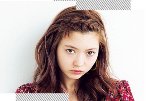 前面劉海怎么編辮子 劉海怎么編蜈蚣辮 前面劉海怎么編辮子 劉海怎么編蜈蚣辮