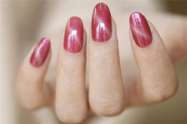 貓眼膠涂一次吸一次嗎 貓眼膠的磁鐵正確吸法 貓眼膠涂一次吸一次嗎 貓眼膠的磁鐵正確吸法