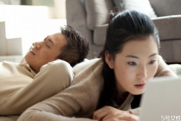 怎么樣才能讓彼此保持新鮮感 如何挽回冷淡期的感情 怎么樣才能讓彼此保持新鮮感 如何挽回冷淡期的感情