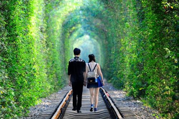 戀愛如何跨越代溝 戀愛有代溝如何解決 戀愛如何跨越代溝 戀愛有代溝如何解決