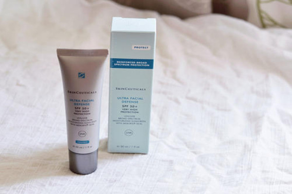 修麗可菁致日光防曬油嗎 修麗可菁致日光防曬有哪些危險(xiǎn)成分 修麗可菁致日光防曬油嗎 修麗可菁致日光防曬有哪些危險(xiǎn)成分