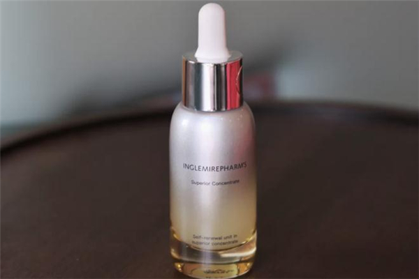 英樹鎏光瓶白天可以用嗎 英樹鎏光瓶早晚都要用嗎 英樹鎏光瓶白天可以用嗎 英樹鎏光瓶早晚都要用嗎