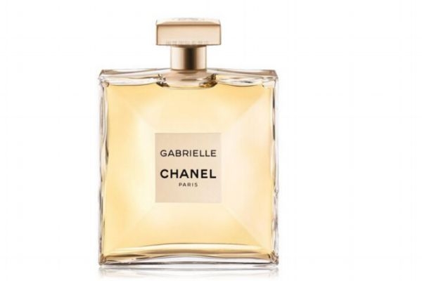 香水揮發(fā)了怎么辦 讓香水不易揮發(fā)的小技巧 香水揮發(fā)了怎么辦 讓香水不易揮發(fā)的小技巧