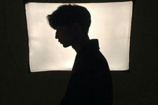 男朋友出軌的征兆 男朋友出軌能要嗎 男朋友出軌的征兆 男朋友出軌能要嗎