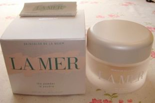 海藍之謎極致輕柔蜜粉怎么樣 海藍之謎極致輕柔蜜粉的功效 海藍之謎極致輕柔蜜粉怎么樣 海藍之謎極致輕柔蜜粉的功效