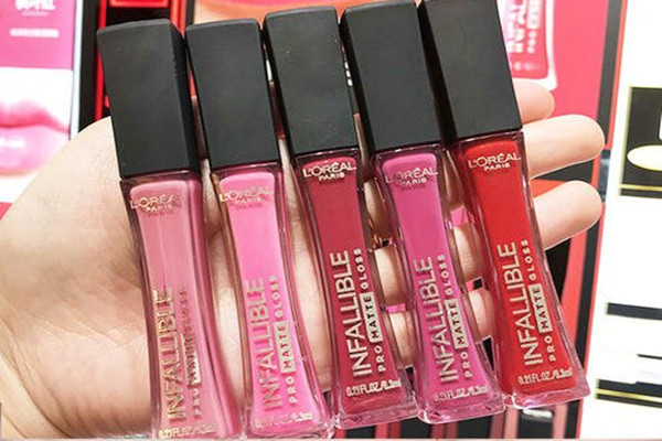 巴黎歐萊雅霧感唇釉質(zhì)地如何 巴黎歐萊雅霧感唇釉拔干嗎 巴黎歐萊雅霧感唇釉質(zhì)地如何 巴黎歐萊雅霧感唇釉拔干嗎