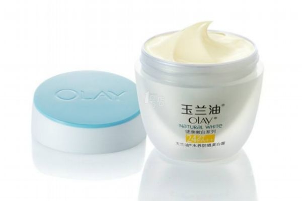 美白霜可以去除黑眼圈嗎 美白霜過期還可以用么 美白霜可以去除黑眼圈嗎 美白霜過期還可以用么