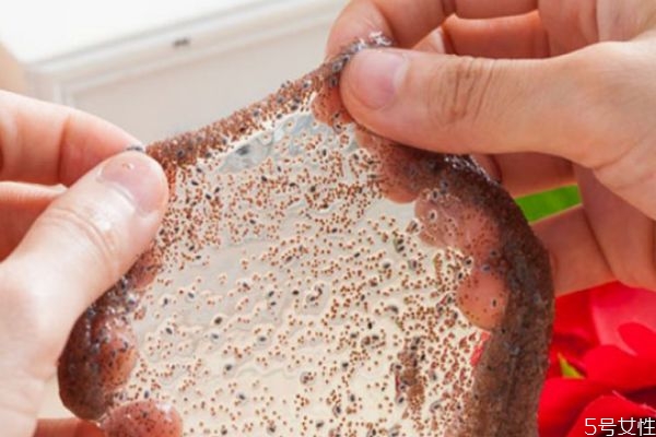 顆粒海藻面膜會(huì)不會(huì)過期 過期的海藻面膜有什么妙用