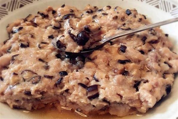 冬菇蒸肉餅的做法 冬菇蒸肉餅蒸多少分鐘 冬菇蒸肉餅的做法 冬菇蒸肉餅蒸多少分鐘