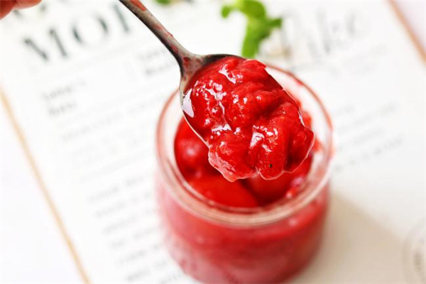 草莓醬怎么吃 草莓醬的吃法大全 草莓醬怎么吃 草莓醬的吃法大全