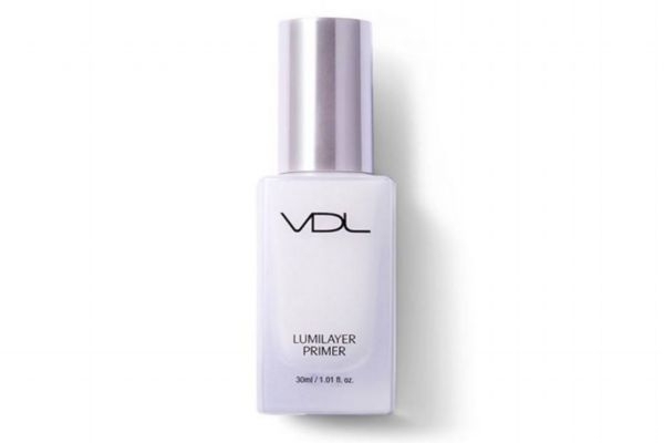 提亮液可以當(dāng)隔離霜嗎 提亮液可以當(dāng)妝前乳嗎 提亮液可以當(dāng)隔離霜嗎 提亮液可以當(dāng)妝前乳嗎