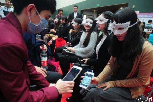 相親后怎么問人家態(tài)度 相親見面可以問的問題 相親后怎么問人家態(tài)度 相親見面可以問的問題