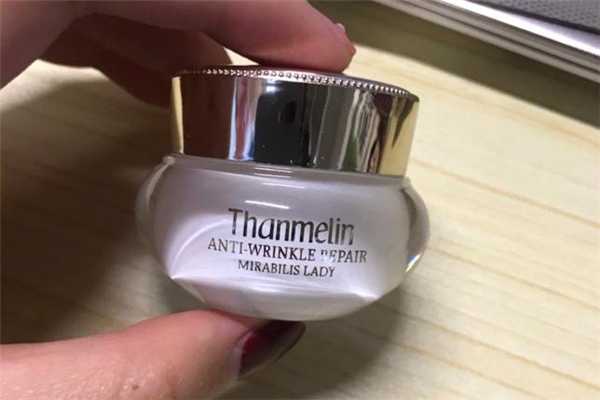 梵蜜琳貴婦膏白天用還是晚上用 梵蜜琳貴婦膏白天能用嗎 梵蜜琳貴婦膏白天用還是晚上用 梵蜜琳貴婦膏白天能用嗎