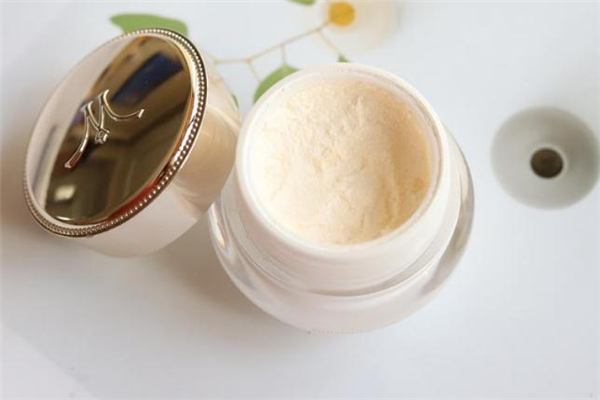 梵蜜琳貴婦膏有隔離的效果嗎 梵蜜琳貴婦膏是粉底嗎 梵蜜琳貴婦膏有隔離的效果嗎 梵蜜琳貴婦膏是粉底嗎