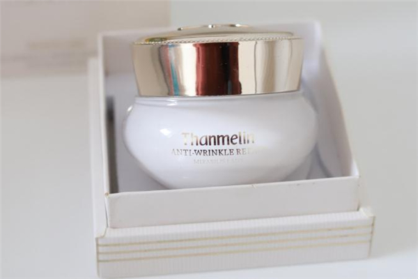 梵蜜琳貴婦膏防曬嗎 梵蜜琳貴婦膏和防曬霜先用哪個 梵蜜琳貴婦膏防曬嗎 梵蜜琳貴婦膏和防曬霜先用哪個