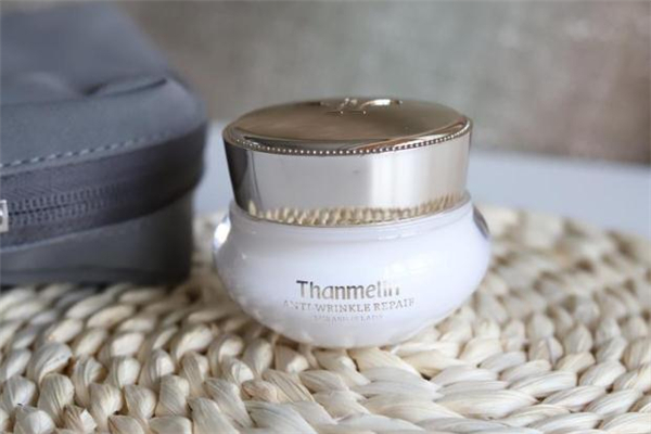 梵蜜琳貴婦膏防曬嗎 梵蜜琳貴婦膏和防曬霜先用哪個 梵蜜琳貴婦膏防曬嗎 梵蜜琳貴婦膏和防曬霜先用哪個