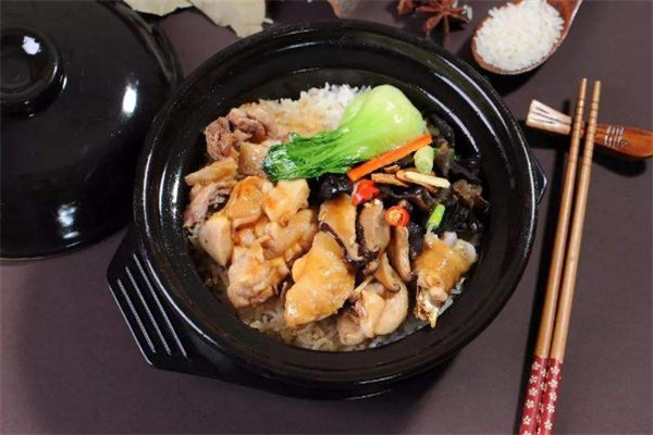 冬菇滑雞飯的做法 冬菇滑雞飯用什么雞好 冬菇滑雞飯的做法 冬菇滑雞飯用什么雞好