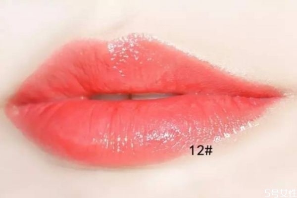 夏天適合涂什么顏色口紅 夏天口紅顏色推薦 夏天適合涂什么顏色口紅 夏天口紅顏色推薦