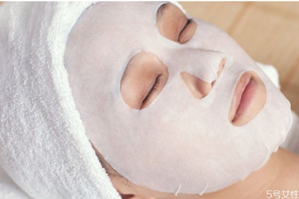 去痘面膜可以天天敷嗎 祛痘面膜多久做一次效果最好 去痘面膜可以天天敷嗎 祛痘面膜多久做一次效果最好
