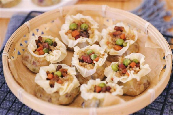 燒麥用什么面粉做透明 燒麥的面怎么和透亮 燒麥用什么面粉做透明 燒麥的面怎么和透亮