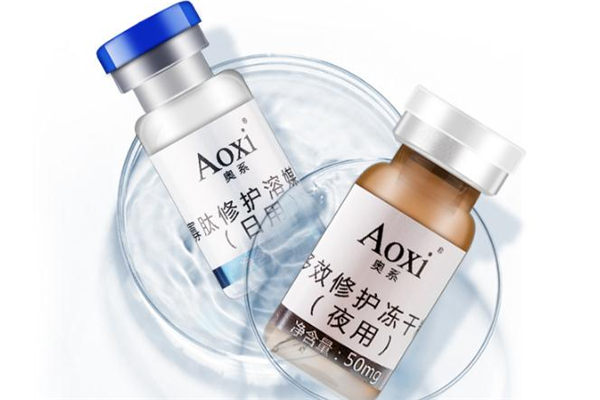 用了凍干粉還要用精華嗎 凍干粉和美白精華應(yīng)該先用哪個 用了凍干粉還要用精華嗎 凍干粉和美白精華應(yīng)該先用哪個