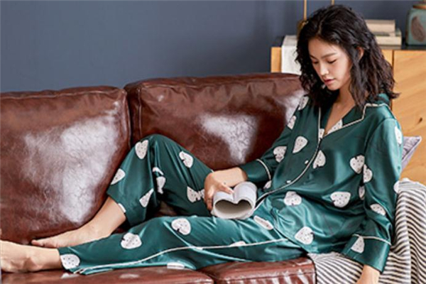 伊姿嬌娜睡衣怎么樣 伊姿嬌娜睡衣舒服嗎 伊姿嬌娜睡衣怎么樣 伊姿嬌娜睡衣舒服嗎