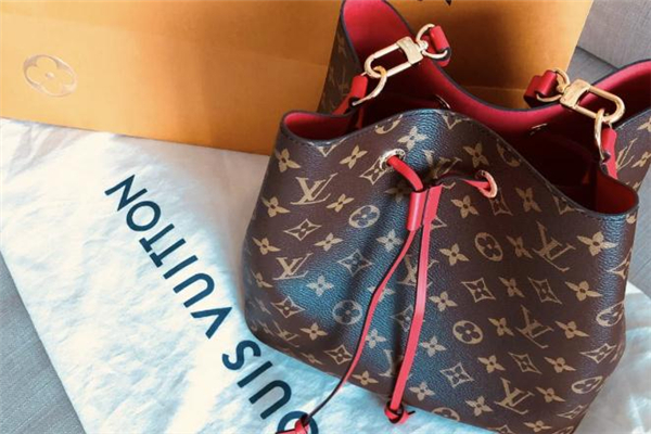 lv水桶包價格 lv水桶包有幾個尺寸 lv水桶包價格 lv水桶包有幾個尺寸