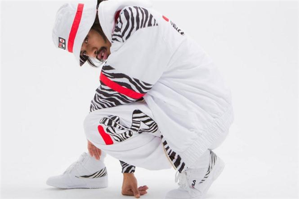 fila斐樂和阿迪達(dá)斯哪個(gè)高端 斐樂和耐克哪個(gè)更高檔 fila斐樂和阿迪達(dá)斯哪個(gè)高端 斐樂和耐克哪個(gè)更高檔