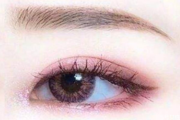 美瞳線能保持多長時間 美瞳線變藍(lán)是什么原因 美瞳線能保持多長時間 美瞳線變藍(lán)是什么原因