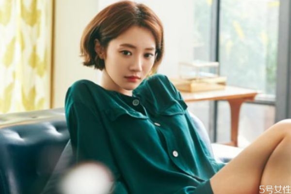 歐萊雅染發(fā)劑顏色的選擇 使用歐萊雅染發(fā)劑的注意事項(xiàng) 歐萊雅染發(fā)劑顏色的選擇 使用歐萊雅染發(fā)劑的注意事項(xiàng)